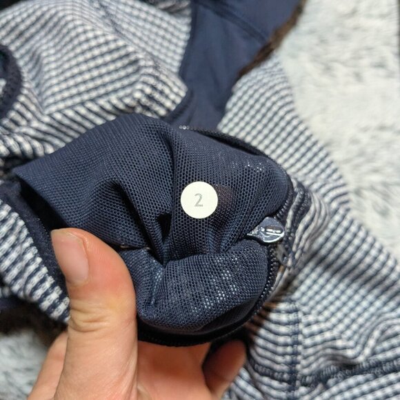 Lululemon Forme Inkwell Blue Jacket Striped Size 2 Define Jacket - Picture 5 of 7